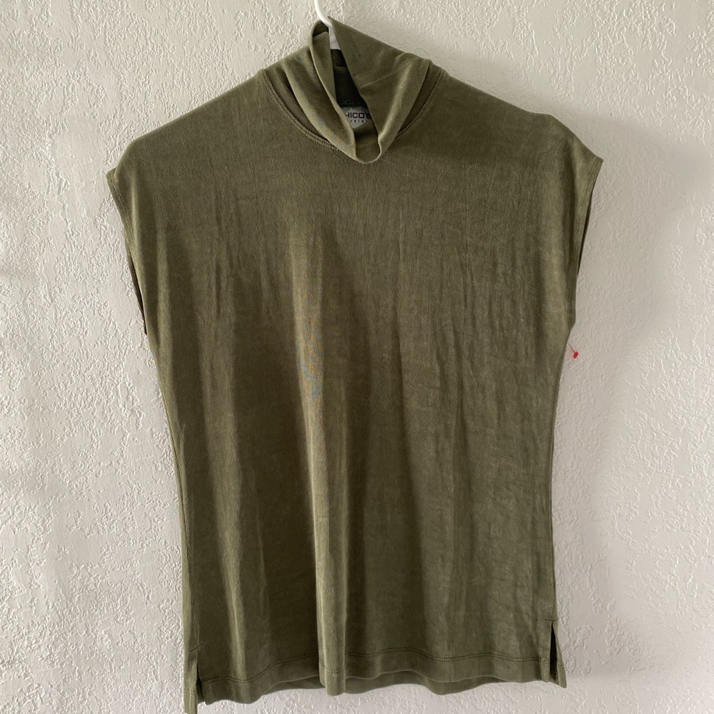 Green chicos travelers mock neck top